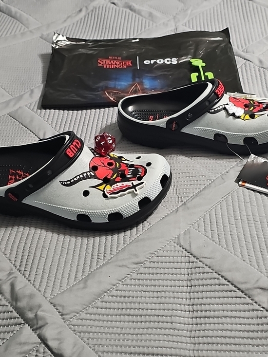 Crocs STRANGER THINGS Hellfire Classic Clog 211507-90H White Unisex M-9 W-11 NEW main image 8